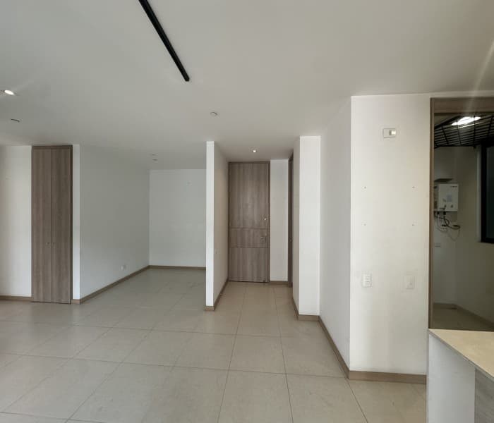 Apartment for Rent, Castropol Area, Poblado—Brassia Complex