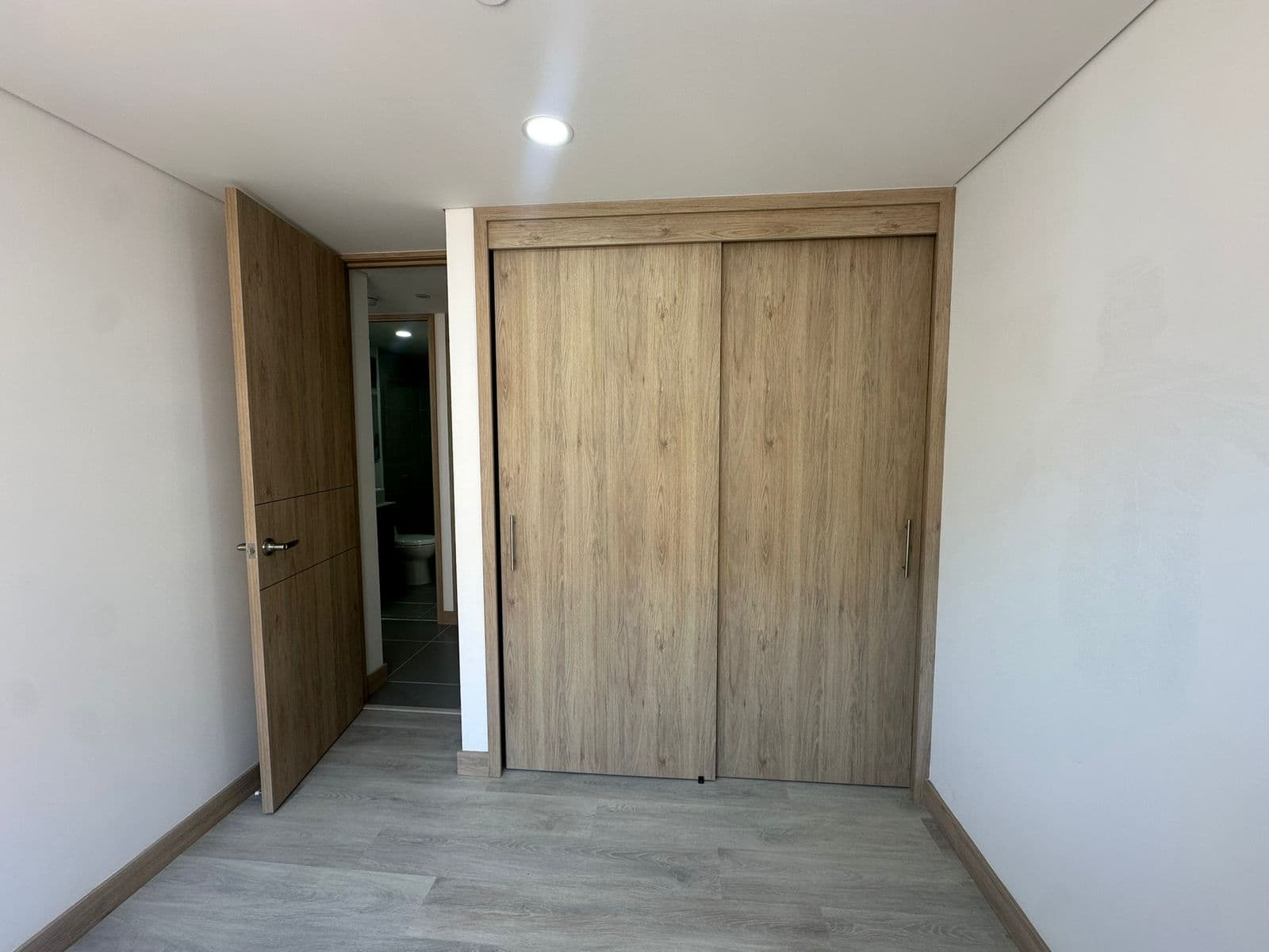 Apartment for Rent, La Abadia Neighborhood, Envigado—Rosset 3 Complex