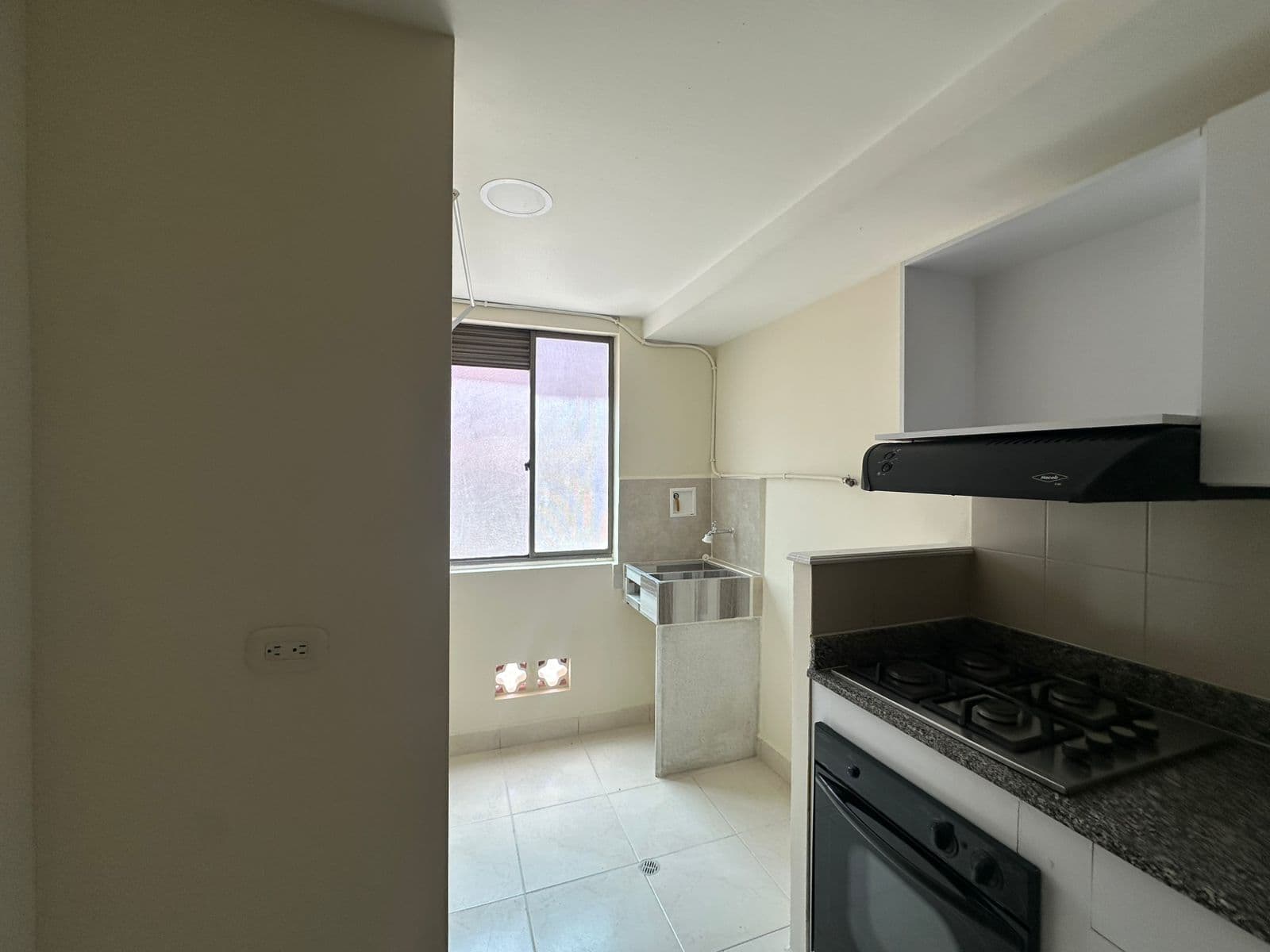 Apartment for Rent, Floresta Neighborhood, Laureles—El Campano Complex
