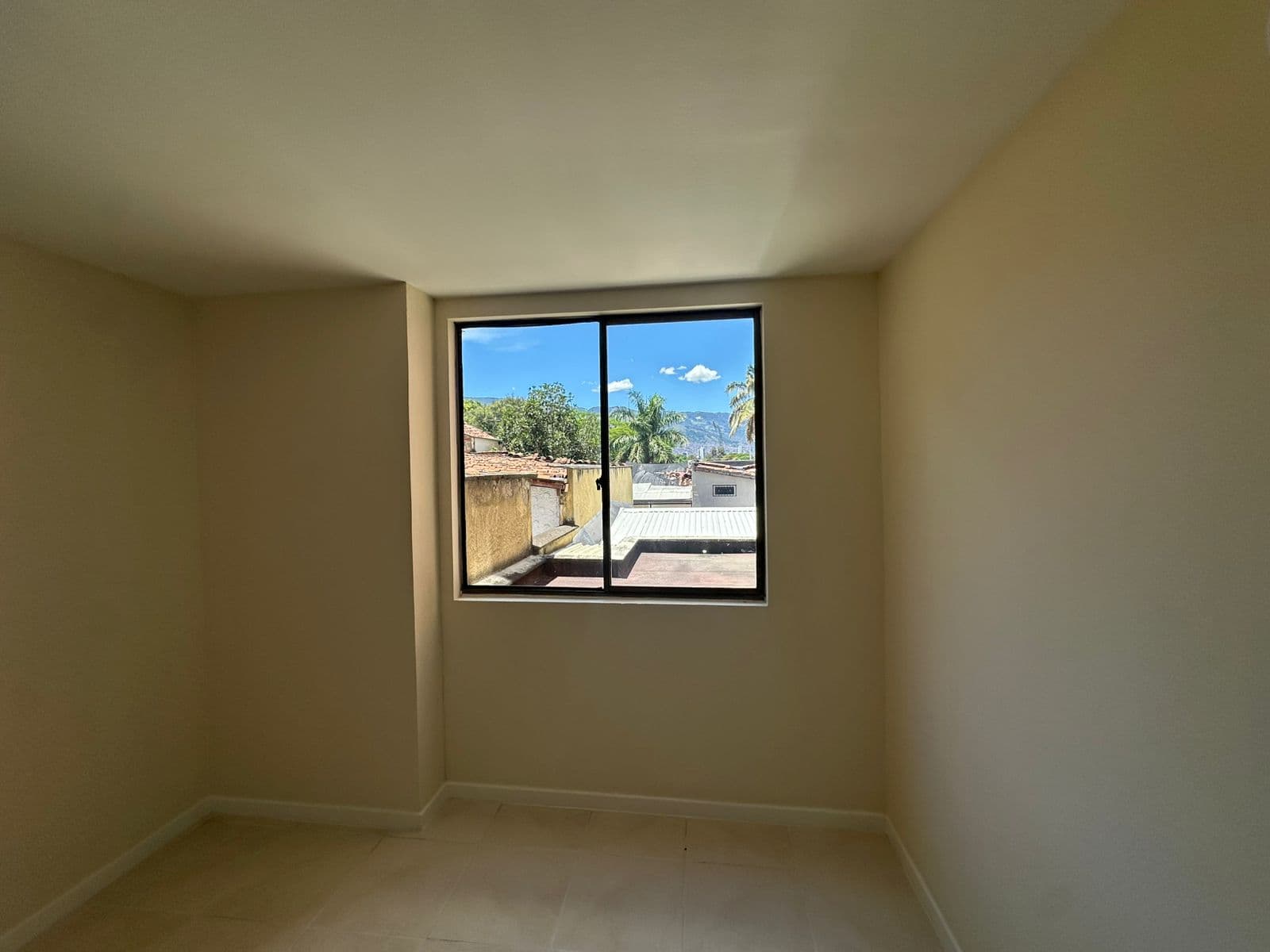 Apartment for Rent, Floresta Neighborhood, Laureles—El Campano Complex