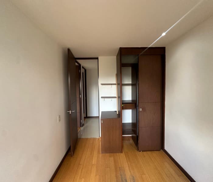 Apartment for Rent, Ciudad del Río Area, Poblado—Parque Central Complex