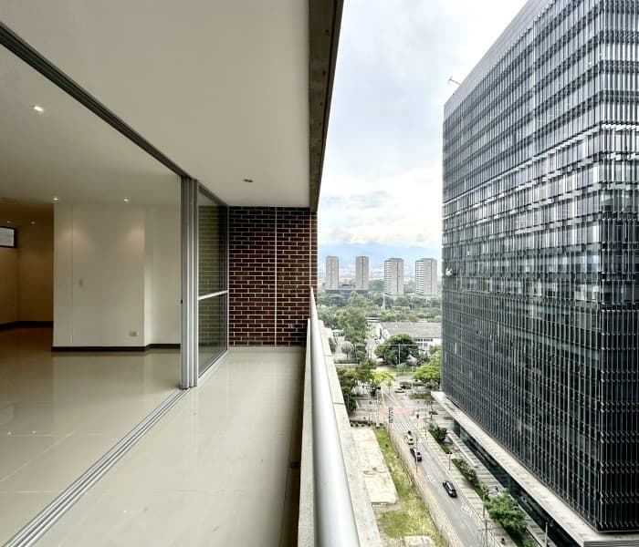 Apartment for Sale in the Ciudad del Río Neighborhood, Poblado, Medellín—Reserva del Río Complex