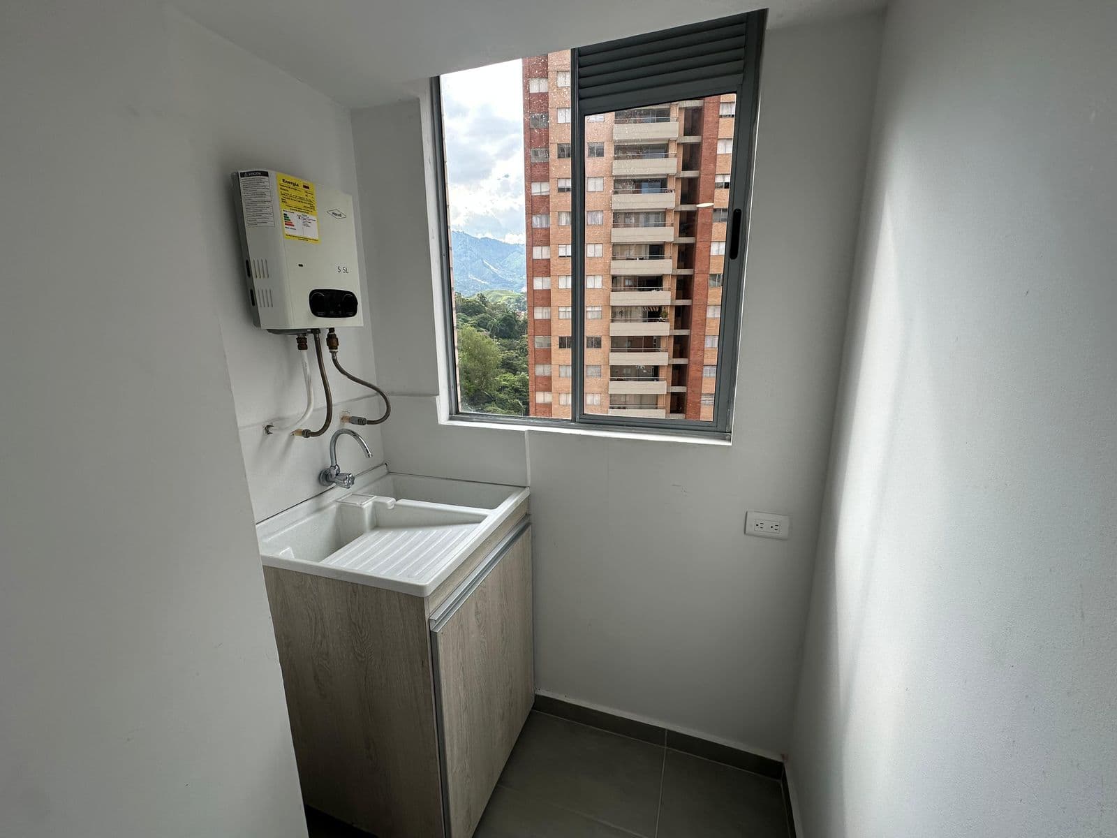 Apartment for Rent, Fabricato Neighborhood, Bello, Oceana Complex