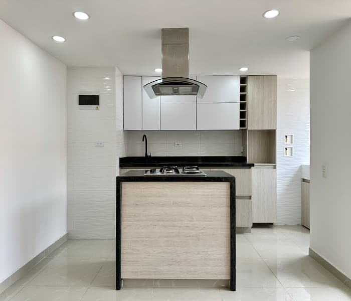 Apartment for Rent in the Las Lomitas Neighborhood, Sabaneta—Monteflor Complex
