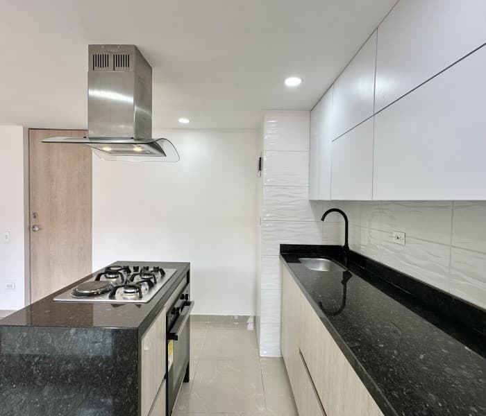 Apartment for Sale in the Las Lomitas Neighborhood, Sabaneta—Monteflor Complex