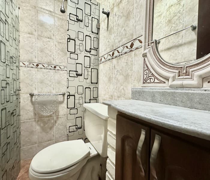 First-Floor House for Sale in the La Gran Avenida Neighborhood, Bello