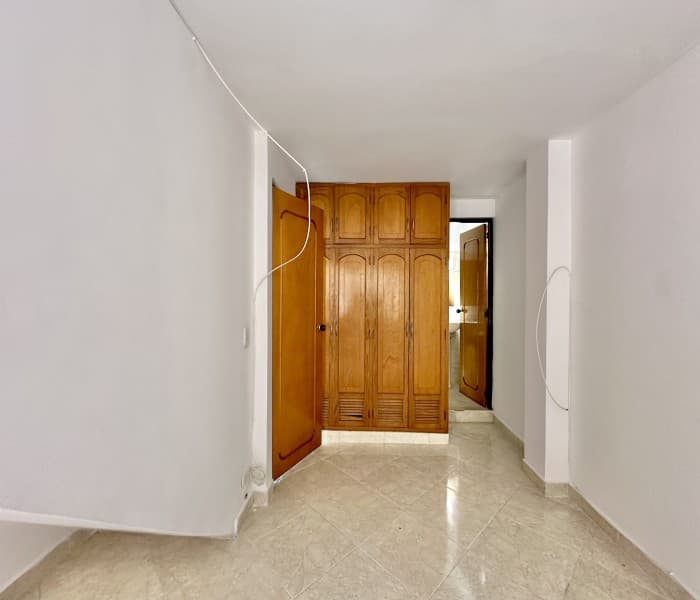 Third-Floor Apartment for Rent in the Simon Bolivar Neighborhood, Copacabana
