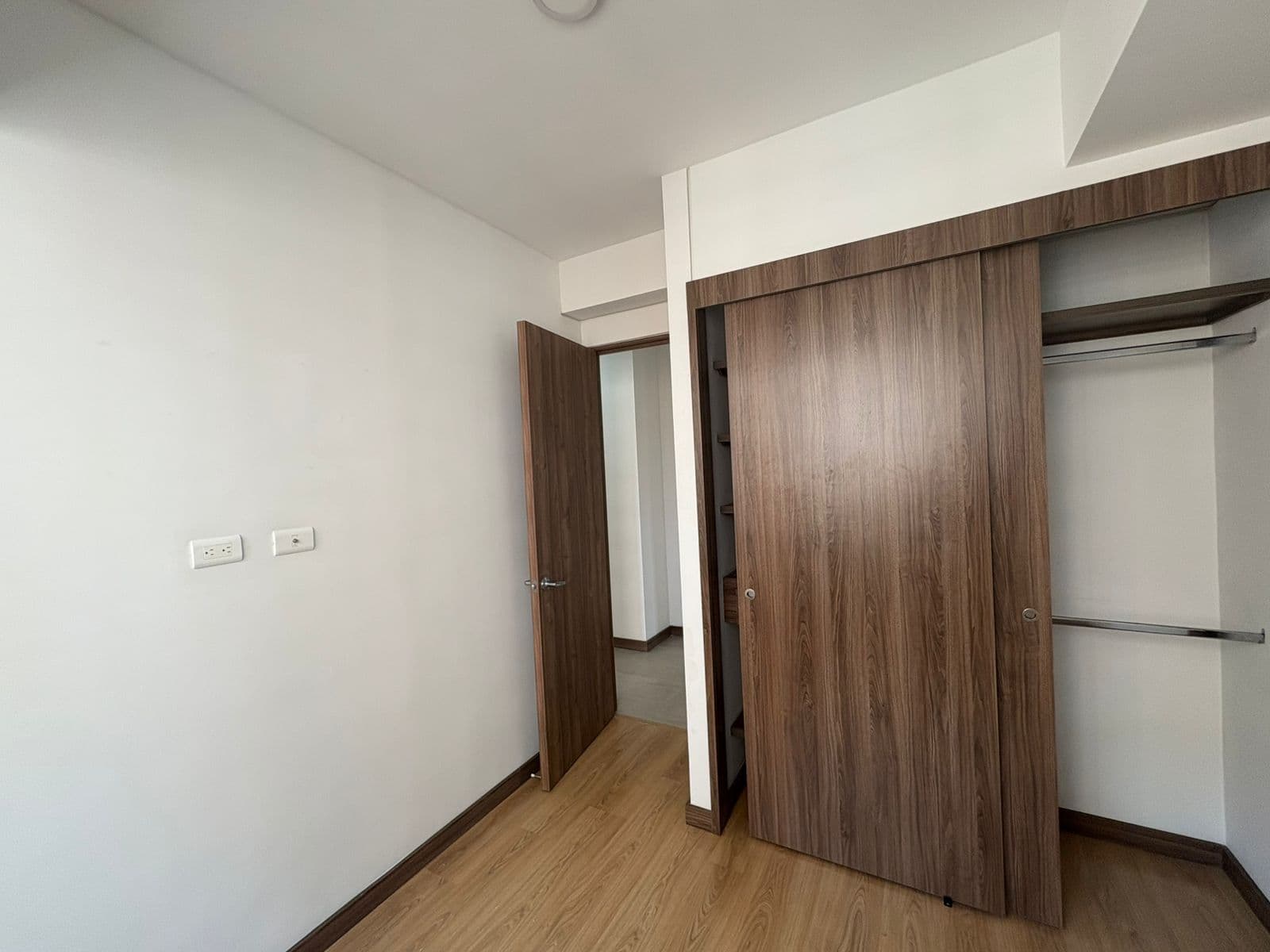 Apartment for Rent, Fabricato Area, Bello—Oceana Complex