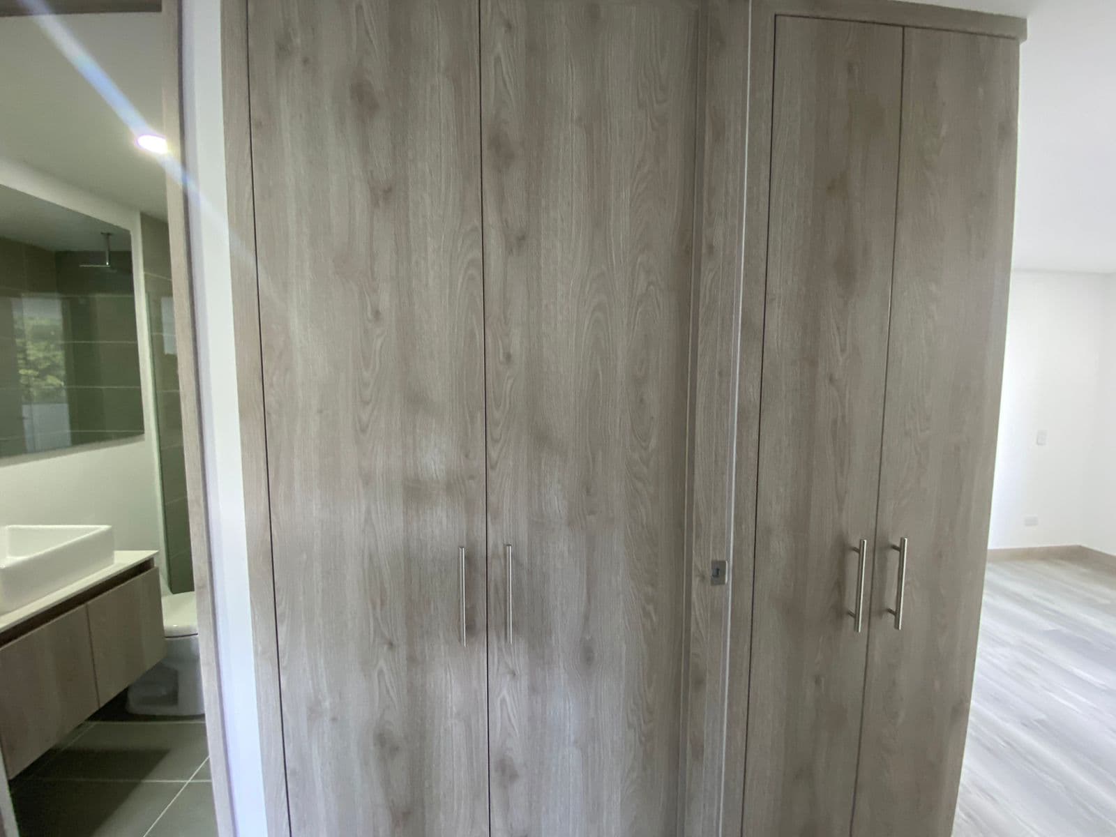 Apartment for Rent, La Abadía Neighborhood, Envigado—Rosset 3 Complex