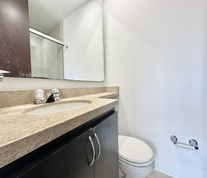 Apartment for Sale in the Loma del Indio Neighborhood, Poblado, Medellín—Entrepalmas San Diego Complex