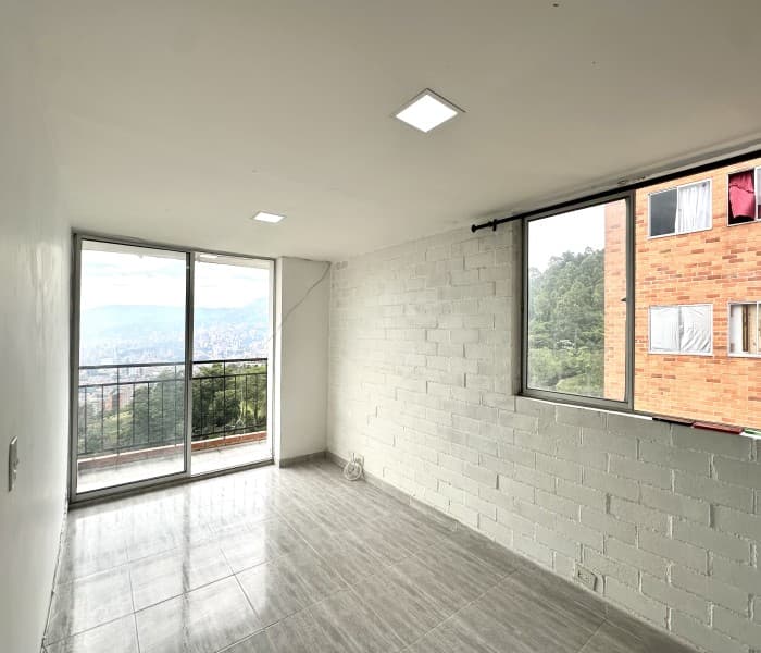 Apartment for Sale in the Maria Auxiliadora Neighborhood, Sabaneta—Altos de Maria Auxiliadora Building