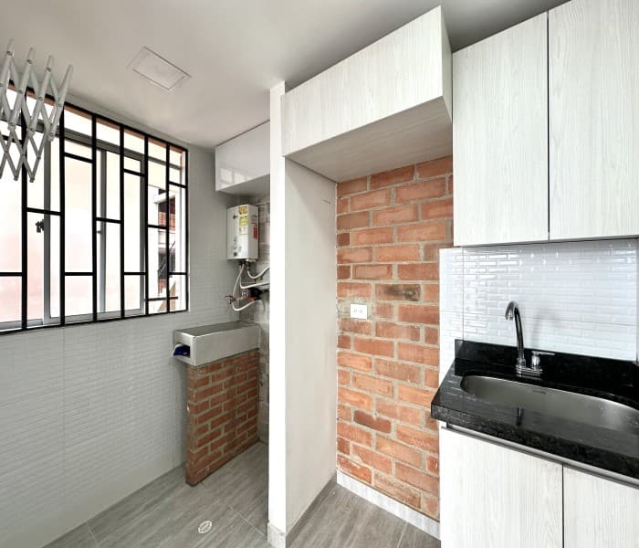 Apartment for Sale in the Maria Auxiliadora Neighborhood, Sabaneta—Altos de Maria Auxiliadora Building