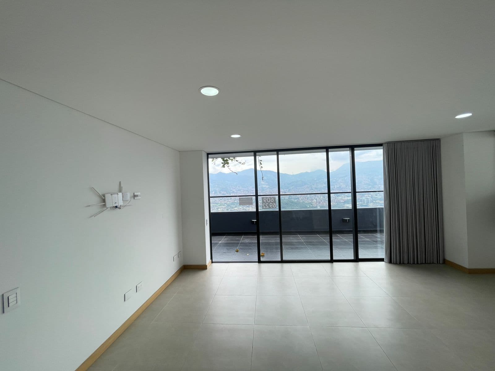 Apartment for Rent, Las Palmas Neighborhood, Poblado—Bosque Santo Complex