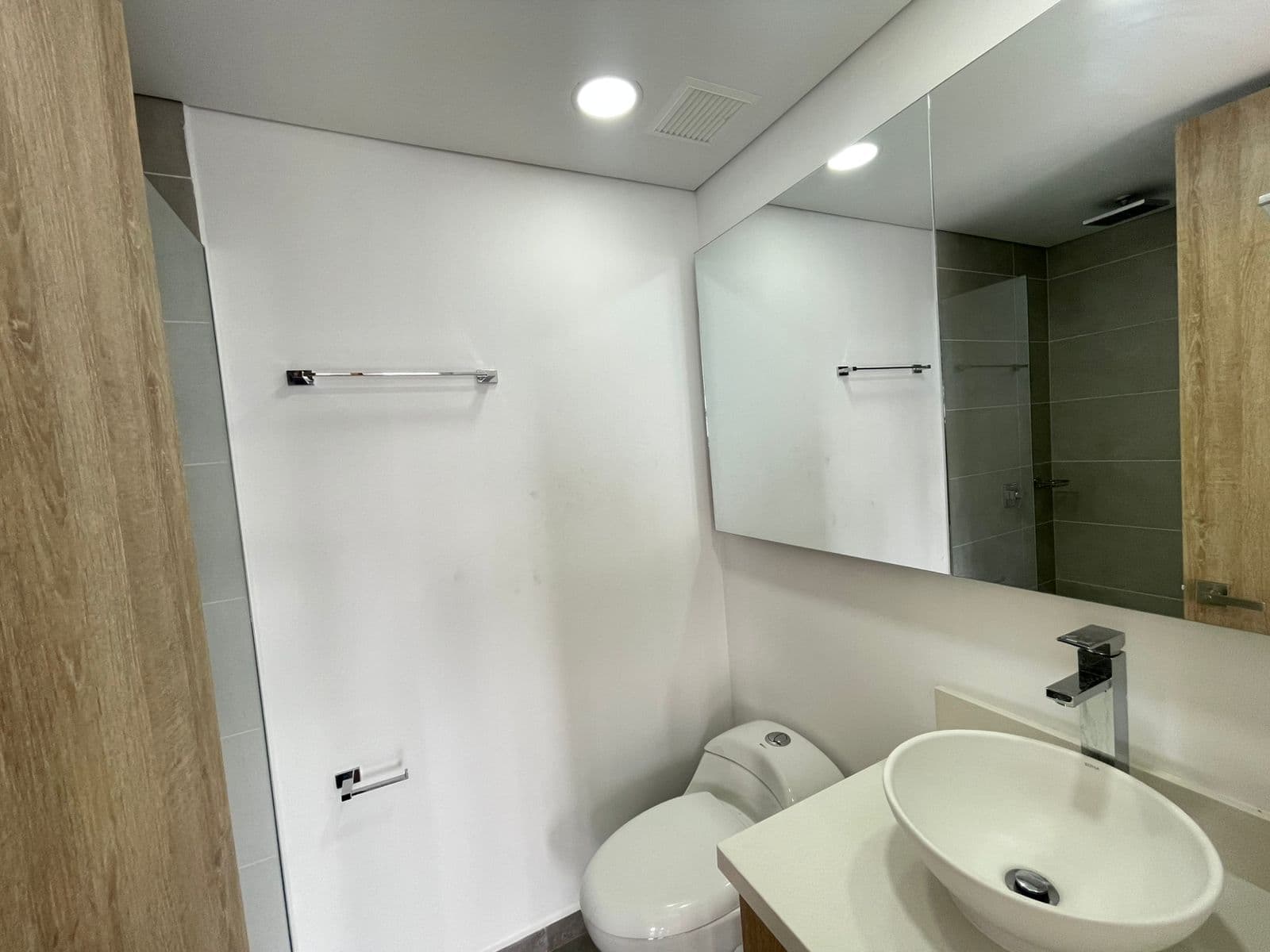 Apartment for Rent, Las Palmas Neighborhood, Poblado—Bosque Santo Complex