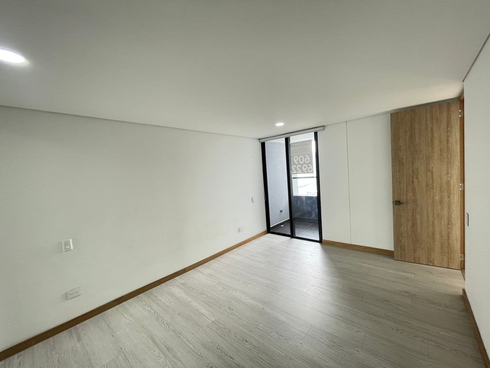 Apartment for Rent, Las Palmas Neighborhood, Poblado—Bosque Santo Complex