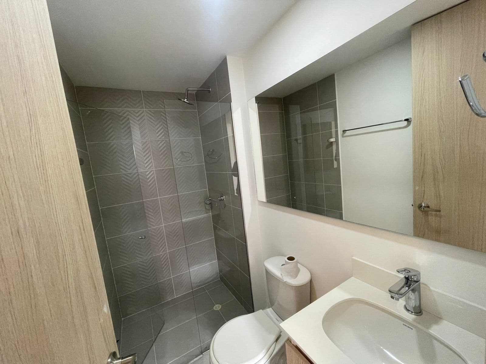 Apartment for Rent, Guayabal Area, Ciudad del Río—Urbanity Complex