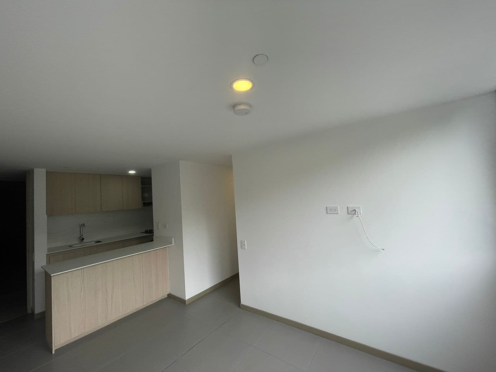 Apartment for Rent, Guayabal Area, Ciudad del Río—Urbanity Complex