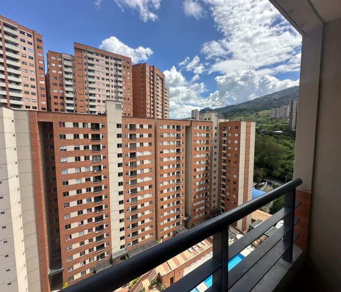 Apartment for Rent, Fabricato Area, Bello—Mediterránea Complex