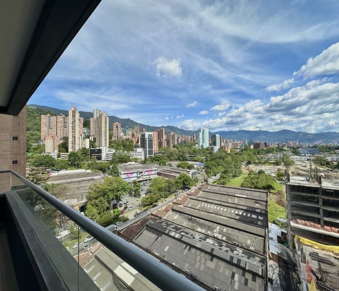 Apartment for Sale in the Ciudad del Río Area, Poblado—La Riviere Complex