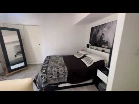 Studio apartment for sale in Pilar with a garage