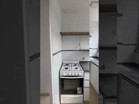 Bright Studio Apartment with a Front-Facing Balcony in Echesortu - Rosario