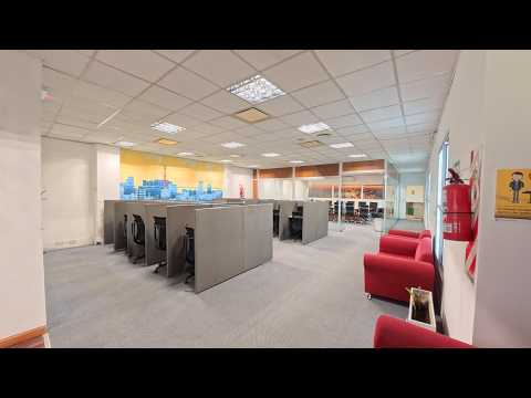 Office for sale: Entire 200-square-meter floor
