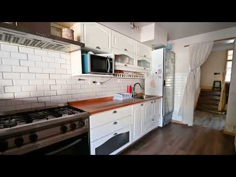 4-Room House for Sale with Patio and Barbecue Area in Parque Avellaneda