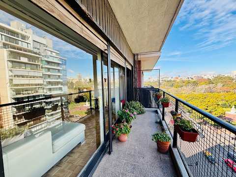 Exclusive 4-room apartment for SALE in Palermo Chico, with a balcony and beautiful, unobstructed views