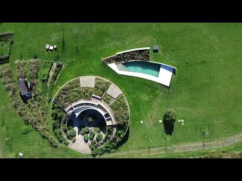 Modern 4-Bedroom House for Sale, 1 HA, Gated Community in Chacras La Macarena, Exaltación de la Cruz.