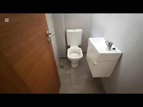 2-story apartment, 2 rooms, 2 bathrooms, front-facing window, Villa Luro. QUALIFIES FOR A LOAN. BRAND-NEW!