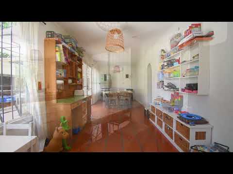 5-room house for sale with guest quarters, garden, pool, and garage in La Horqueta, San Isidro