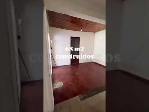 For Sale: 3-room house in need of renovation in Quilmes Oeste on a 300-square-meter lot