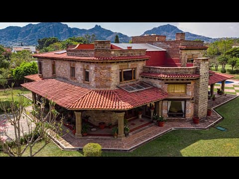 House with a pool and garden in the Atongo Valley, Tepoztlán
