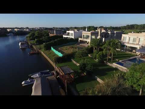 Lencke is selling - excellent home in Albanueva
