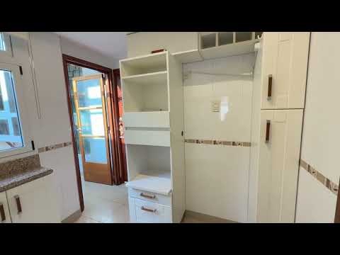 Very bright half-apartment in Palermo, Buenos Aires. In impeccable condition. 3 bedrooms with a front-facing balcony!