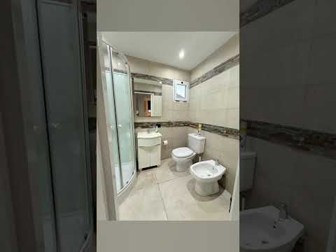 House for Sale in San Sebastián: 4 Rooms