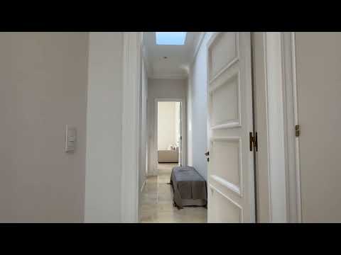 Single-story house for sale in the La Isla neighborhood