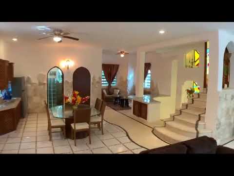 Castillo de Amor,  Spacious 2-bedroom home  with a unique style, just 200 m from the beach in Playacar Phase 1 P4491