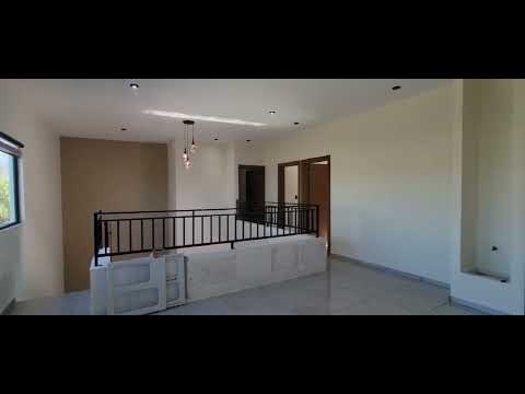 4-Bedroom House for Rent in the la Escondida Neighborhood