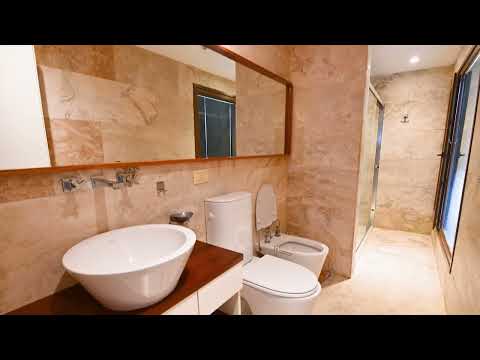 Waterfront House for Sale in Los Alisos, 4 Bedrooms (2 En Suite) - Nordelta