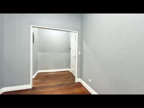 Renovated two-room studio apartment in Monserrat