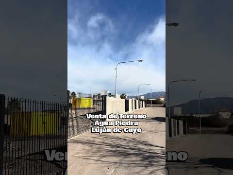 300 m2 lot in the Aguapiedras gated community in Luján de Cuyo.
