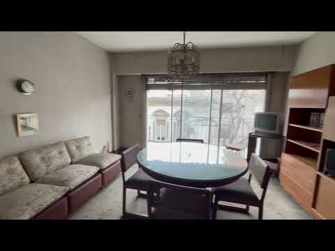 Three-room apartment with a balcony in San Telmo