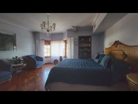 5-Room House for Sale with a Pool, Gym, and Barbecue Area in Villa Sarmiento