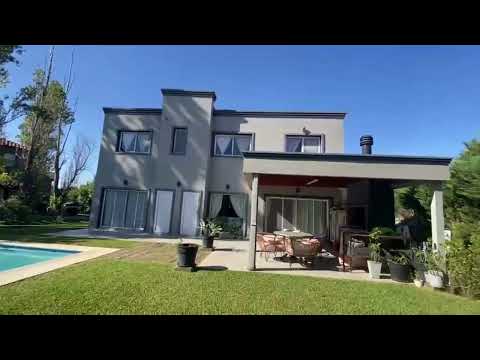 House in the La Alameda Neighborhood, Nordelta