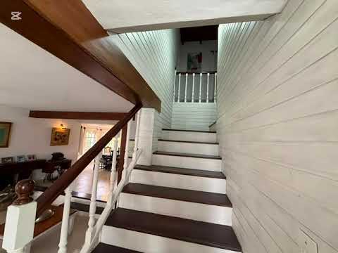 House on an interior lot