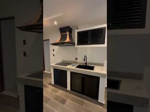 1-BEDROOM APARTMENT FOR SALE IN PLAYA DEL CARMEN NEAR THE BEACH