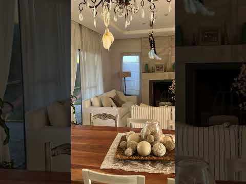 House for sale in the San Marco neighborhood with access to the river.