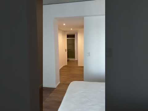 Apartment for sale in Puerto Madero: brand-new 3-room unit with a parking space and an unobstructed view of the dock