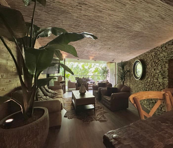 Apartment for Sale, Loma Del Encierro Area, Poblado—Acquavella Complex